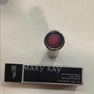 Mary Kay Lipstick in Sassy Fuchsia